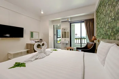 디럭스 킹룸 — Ang Pao Hotel Phuket